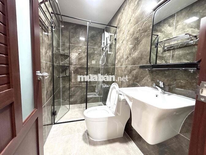 🔥NHÀ MỚI-CĂN HỘ CỬA SỔ-BAN CÔNG🔥CHÍNH CHỦ-CHỈ TÍNH ĐIỆN-THANG MÁY-Q10