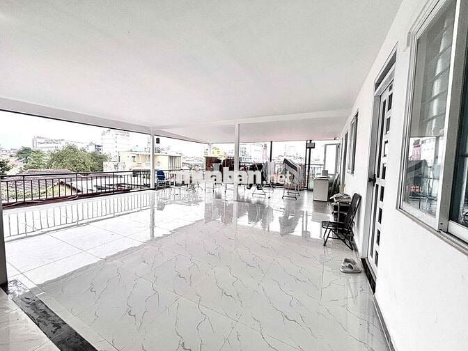 🔥NHÀ MỚI-CĂN HỘ CỬA SỔ-BAN CÔNG🔥CHÍNH CHỦ-CHỈ TÍNH ĐIỆN-THANG MÁY-Q10