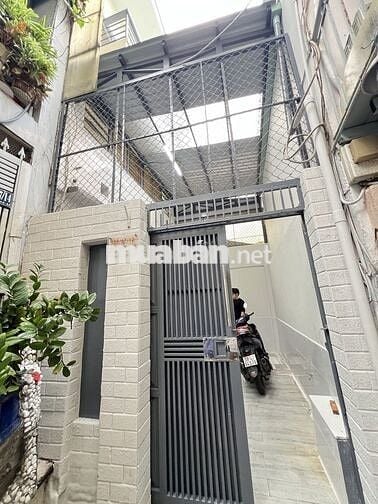 Cho thuê nhà 5PN 3WC hẻm 2/ Trần Văn Đang Quận 3