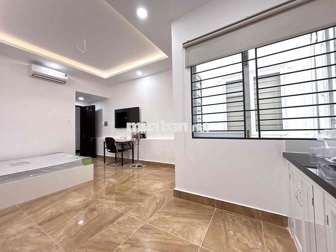 🔥NHÀ MỚI-CĂN HỘ CỬA SỔ-BAN CÔNG🔥CHÍNH CHỦ-CHỈ TÍNH ĐIỆN-THANG MÁY-Q10