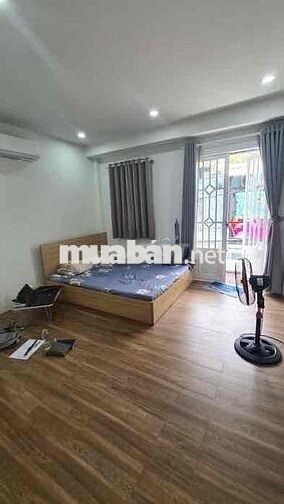 Bán Nhà Bạch Đàng P14 Bình thạnh 33m2 2 Tầng 2phòng ngủ chỉ 3.98tỷ