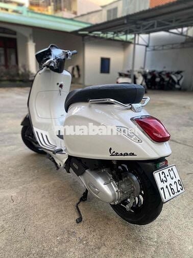 Vespa trắng đen phanh abs xe đẹp