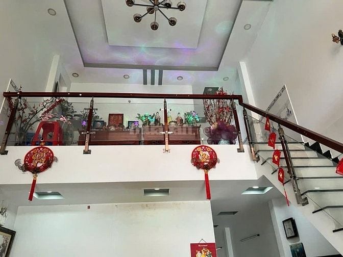 Quá Đẹp Ngay Trường TH Lê Văn Lương 02 Tầng, DT 4,5x25m