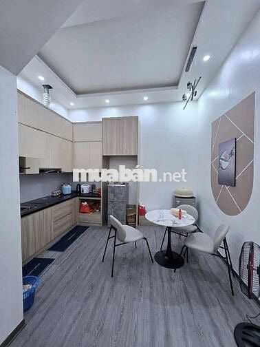 Cực hiếm! Nhà đẹp Giang Văn Minh – Kim Mã, 32m² x5T, ở ngay chỉ 7,6 tỷ