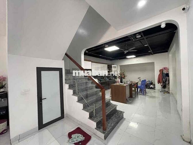 NHÀ ĐẸP CÁT QUẾ – HOÀI ĐỨC | LÔ GÓC, GARA Ô TÔ ,NỘI THẤT SỊN