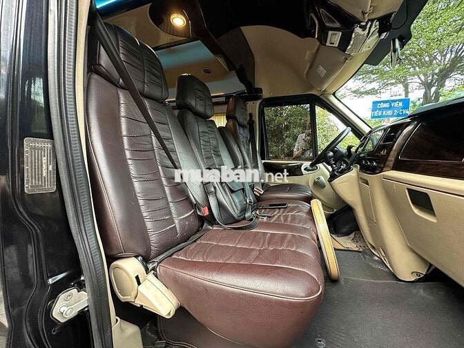 Ford Transit 2019 Limousine - 146000 km