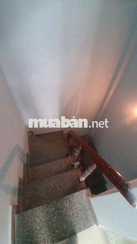 Trệt lầu 4*14; 3pn có sân rộng có ban công mát mẻ