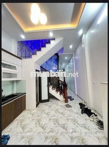 Tôi cần bán nhà mặt ngõ ô tô Đào Tấn, 6tầng thang máy full nội thất