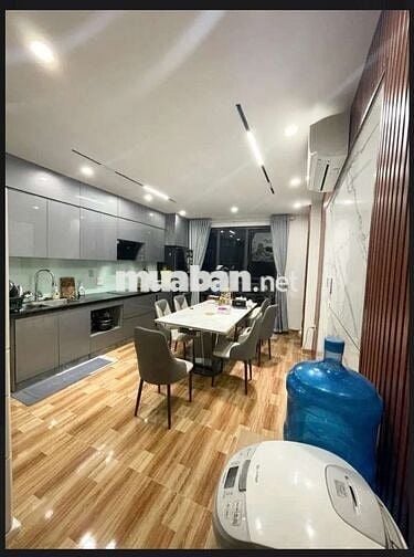 Tôi cần bán nhà mặt ngõ ô tô Đào Tấn, 6tầng thang máy full nội thất