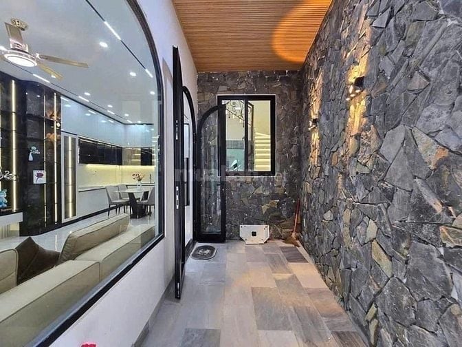 CHỦ GỬI BÁN NHÀ QUẬN 3 NGAY NGUYỄN THIỆN THUẬT GIÁ 4 TỶ 650 SHR