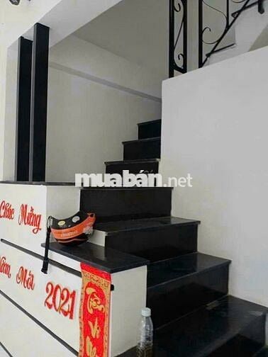 Bán nhà HXH Huỳnh Văn Bánh P13 Phú Nhuận 4x7m 3 tầng 2PN 3WC HĐT 15tr