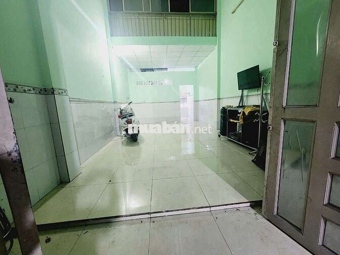 6tr chốt cọc 1thang kg TL nhà dt 4❌12+1 lửng đúc to 2wc hẻm ô tô bhhA