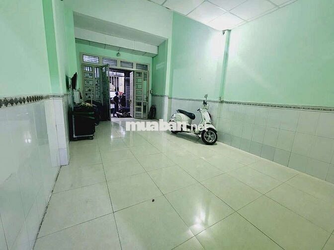 6tr chốt cọc 1thang kg TL nhà dt 4❌12+1 lửng đúc to 2wc hẻm ô tô bhhA