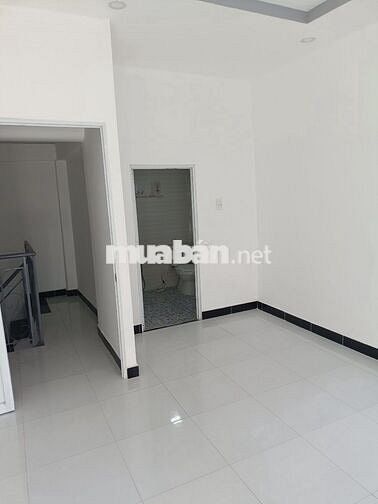 Bán nhà HXH Huỳnh Văn Bánh P13 Phú Nhuận 4x7m 3 tầng 2PN 3WC HĐT 15tr