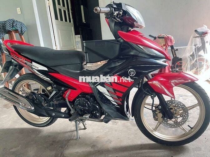 Có 2 xe nhà dư dùng nên bán