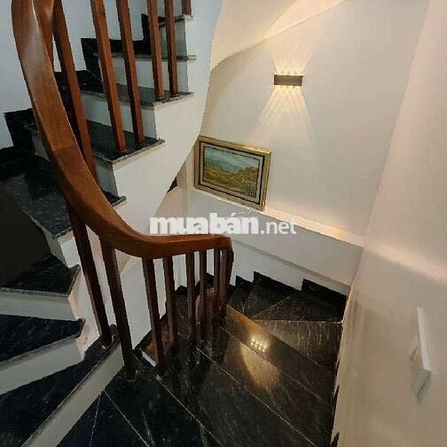 Liên Mạc - 32m full nội thất, thang máy - Ô tô đỗ cửa, gần sân chơi