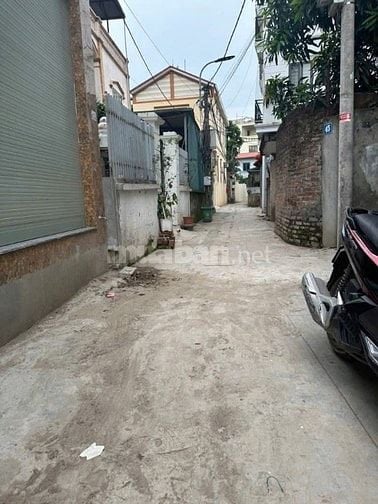 CÁT QUẾ xách vali là ở, cần tiền bán trôi lun