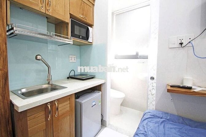 Pass phòng Ngay vòng xoay Dân chủ,đối diện toà nhà Viettel