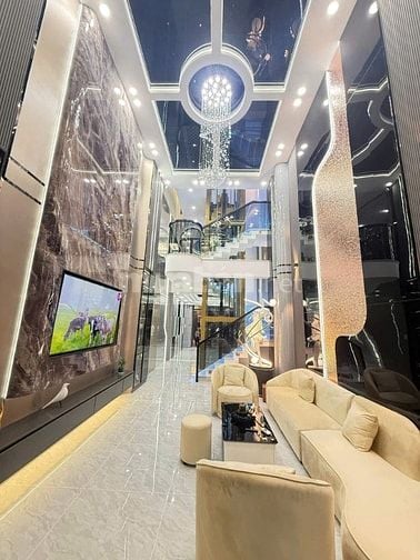 Nhà phố cao cấp 4x18m.5 tầng lầu có thang Máy, fuul nội thất ,Q12