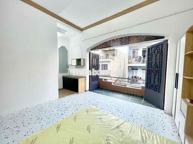 Khu Sân Bay- Studio Ban công- 28m2- Full Nội thất- Cv Gia Định