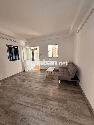 Cho thuê nhà nguyên căn cách mặt tiền đường khoảng 5m