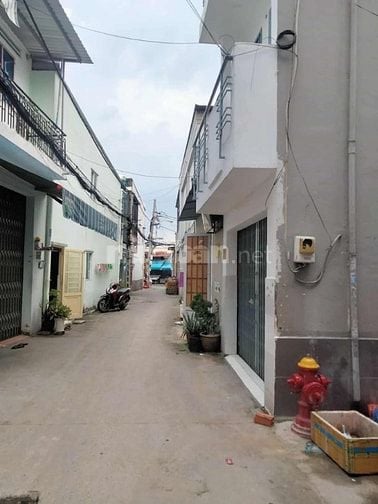 NHÀ 2 TẦNG - NỞ HẬU - HXH - TÂN SƠN NHÌ - DTSD 63M2 - NHỈNH 4 TỶ