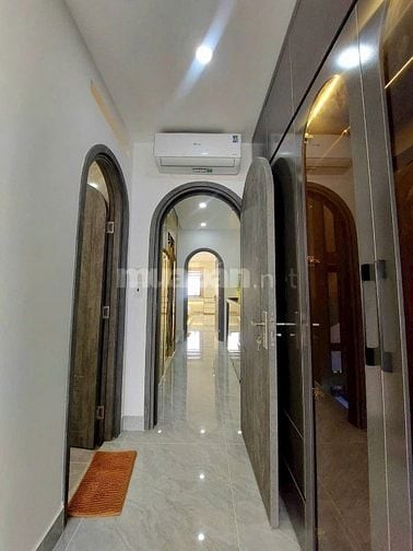 Nhà phố cao cấp 4x18m.5 tầng lầu có thang Máy, fuul nội thất ,Q12