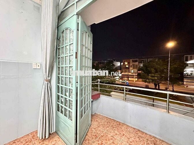 STUDIO BAN CÔNG SIÊU RỘNG FULL NỘI THẤT NGAY AEON BÌNH TÂN