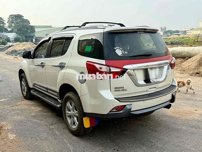 Bán isuzu Mu-X 3.0AT sx 2017 đk 2018