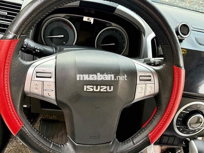 Bán isuzu Mu-X 3.0AT sx 2017 đk 2018