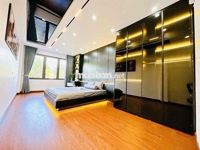 Chính Chủ Bán Gấp Nhà Cầu Giấy 6 Tầng Thang Máy 39m2 Hơn 10 Tỷ