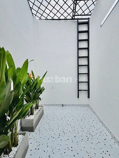 Đi nước ngoài bán gấp nhà Khuông Việt, Phú Trung, Tân Phú. Chỉ 3.18tỷ