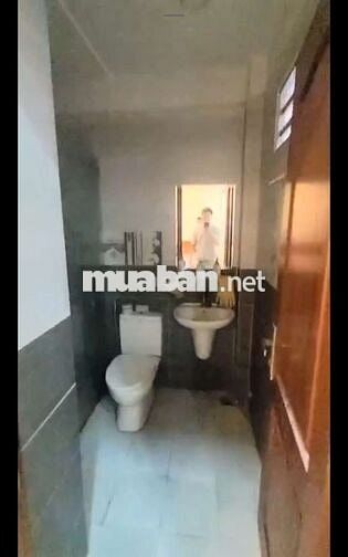 Mình cần pass lại phòng trọ Gò vấp gần trường đh Công nghiệp cơ sở mới