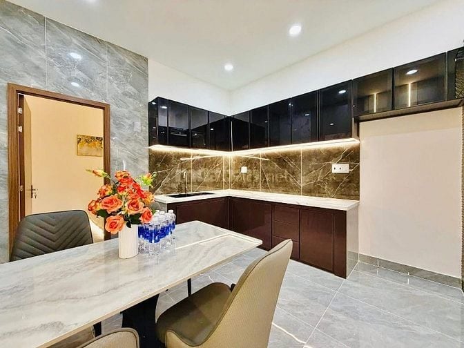 Đi nước ngoài bán gấp nhà Khuông Việt, Phú Trung, Tân Phú. Chỉ 3.18tỷ