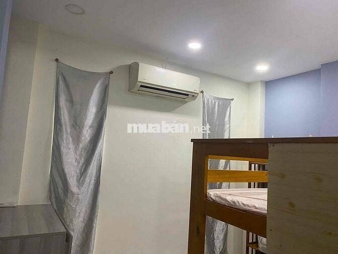 Cho Thuê Nhà nguyên căn, Full nội thất. Bắc Hải giáp Quận 10