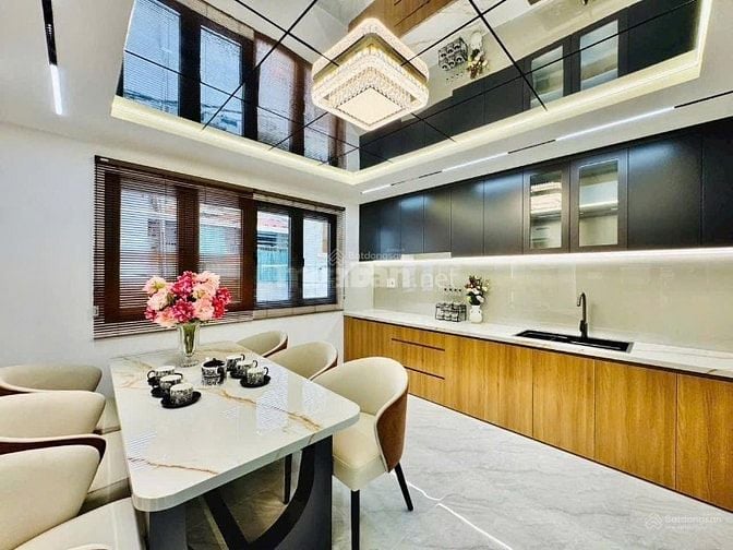 Chủ nhà kẹt nợ cần bán gấp nhà đường Phan Đình Phùng, giá lỗ chỉ 6XXXX