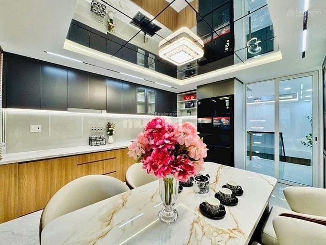 Chủ nhà kẹt nợ cần bán gấp nhà đường Phan Đình Phùng, giá lỗ chỉ 6XXXX