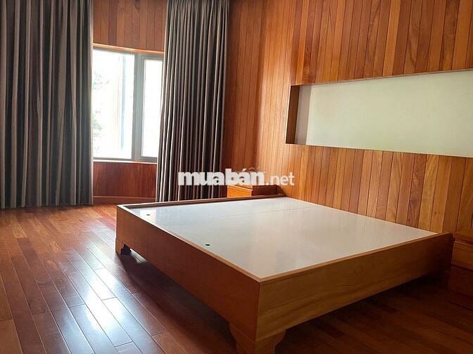 CHO THUÊ TÒA NHÀ VĂN PHÒNG HOA ĐÀO - 8x18m, 4 TẦNG TM - GIÁ TỐT