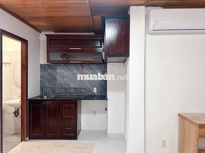 phòng 36m2, mới 100% , đủ nội thất ở kế Cityland