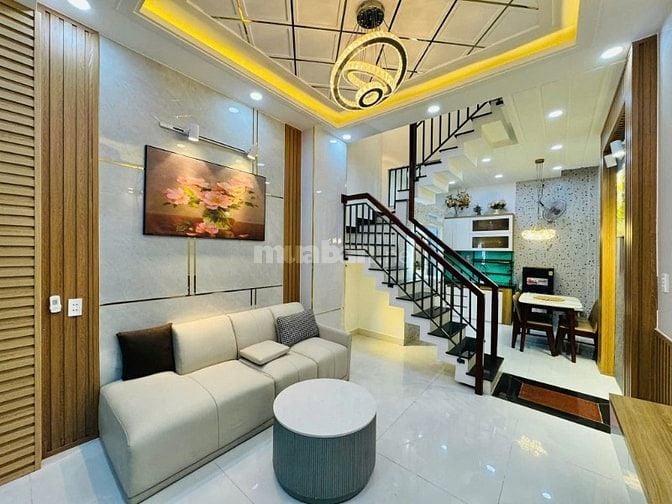 Chỉ 2 tỷ 480 đã sở hữu nhà 43m² đường Trần Bình Trọng, P5, Bình Thạnh.