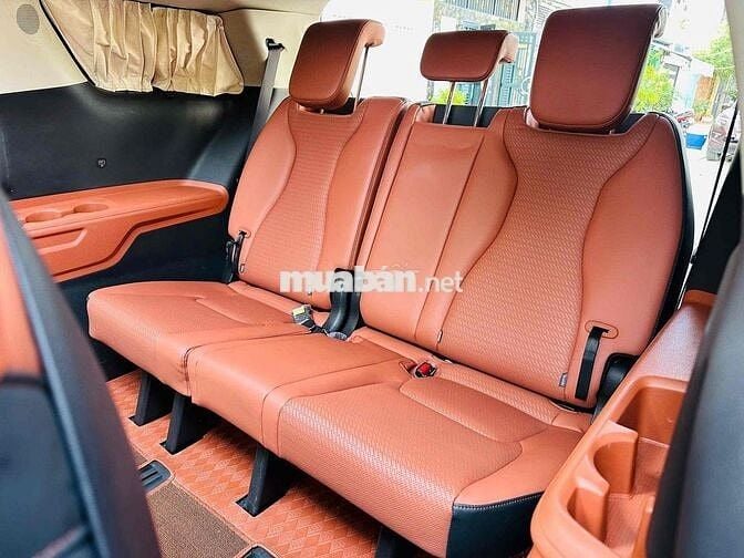 Kia Carnival Signature 2.2D - Model 2023