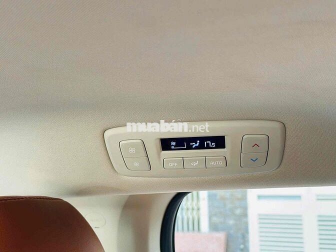 Kia Carnival Signature 2.2D - Model 2023