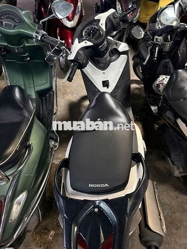 SH 150 abs màu trắng độ form ý