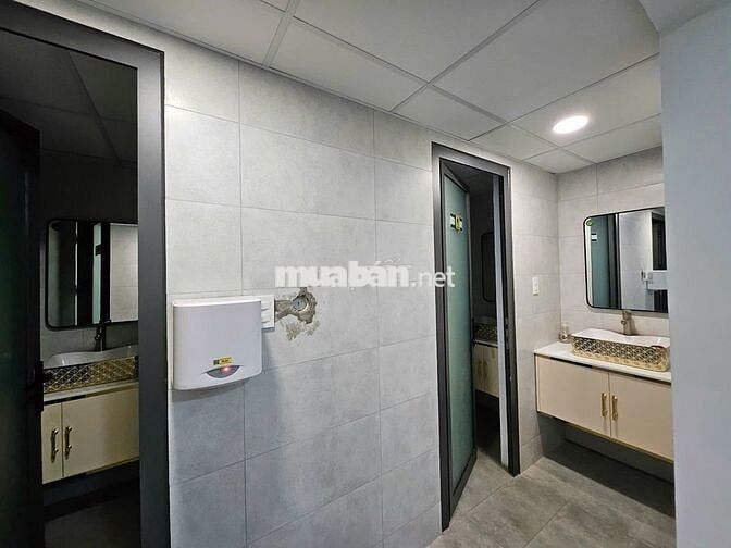 Tòa nhà 1 hầm 9 tầng MTKD Âu Cơ hđ thuê 3,4 tỷ/năm GIÁ GIẢM CÒN 85 TỶ