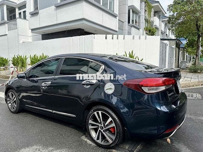 Kia Cerato 2018 1.6 AT - 110000 km