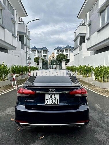 Kia Cerato 2018 1.6 AT - 110000 km