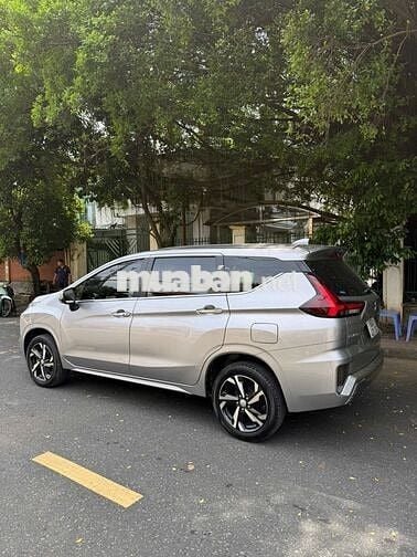 Mitsubishi Xpander 2024 Premium 1.5 AT - 15800 km