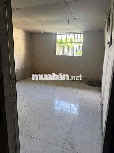 cho thuê 900mv có 200mv kho NB - Hóc Môn. Giá: 12tr/th