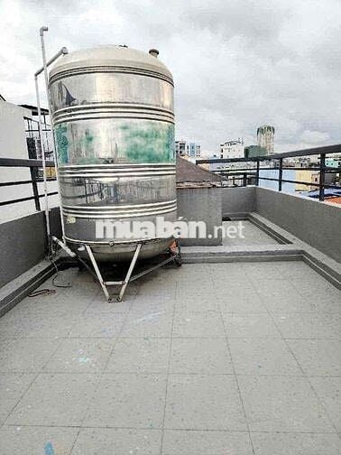 NHÀ ĐẸP 4 TẦNG – 5 PHÒNG NGỦ – GẦN CẦU CHÀ VÀ – GIÁP QUẬN 5 – P13Q8