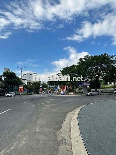 NGUYÊN CĂN MT NGUYỄN VĂN LINH, S 4,5x25m, 5L, Giá 30tr.